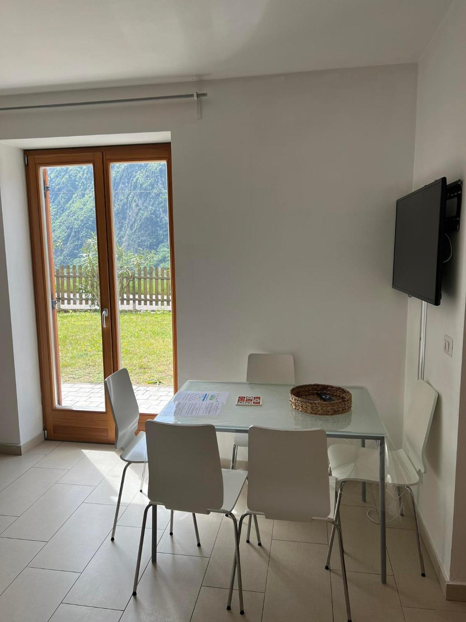 Infinity View Garda Lake Tenno Luaran gambar