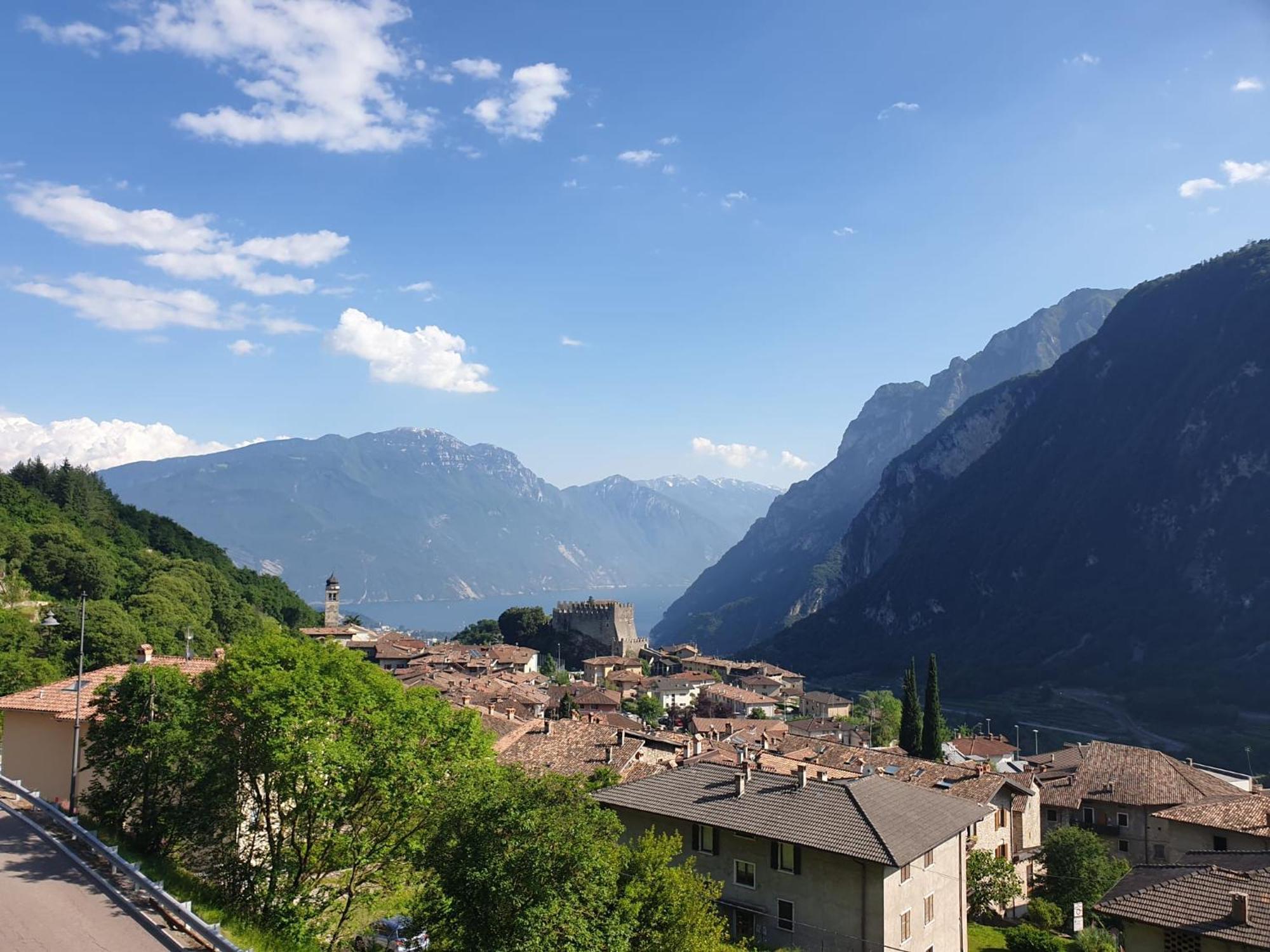 Infinity View Garda Lake Tenno Luaran gambar