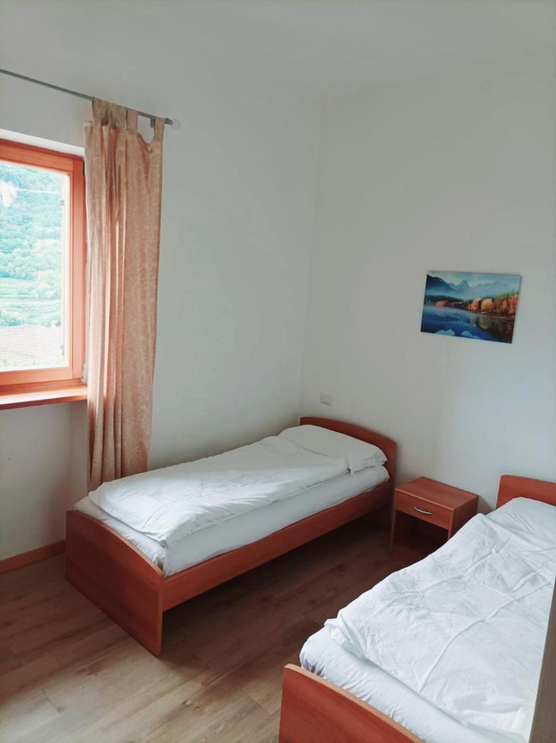Infinity View Garda Lake Tenno Luaran gambar